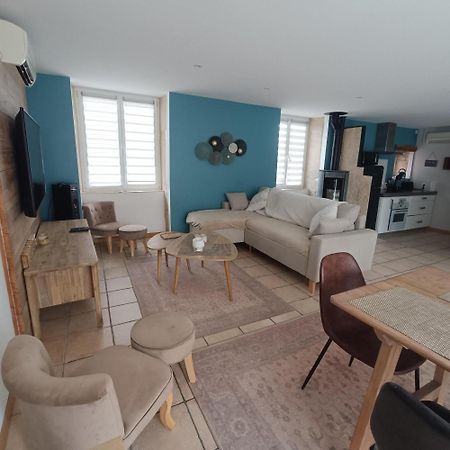 Les Secrets De L'Isle Villa Luaran gambar